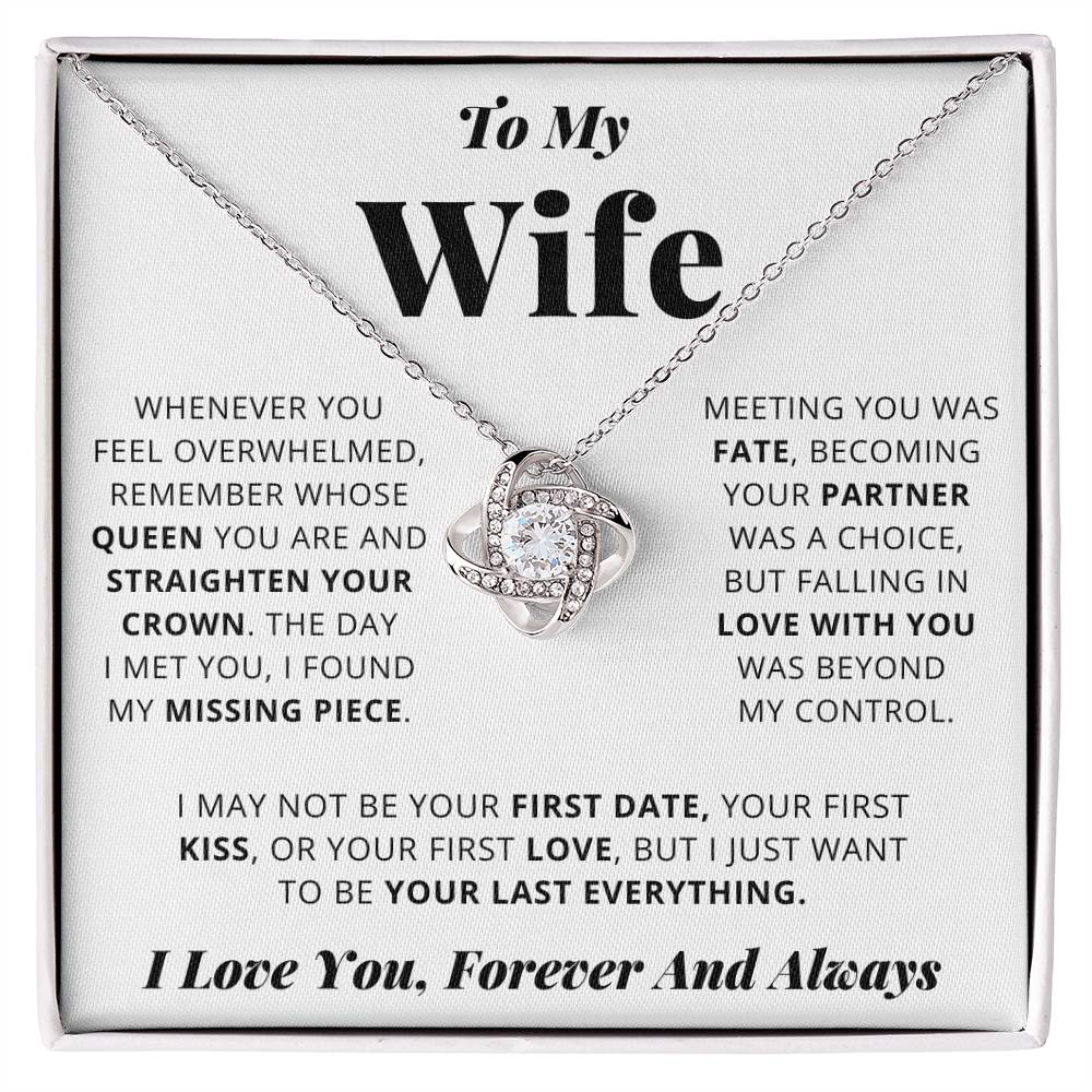 To My Wife - Queen - Love Knot Necklace